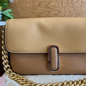 THE MARC JACOBS —J MARC SHOULDER BAG ONLY (no webbed strap)